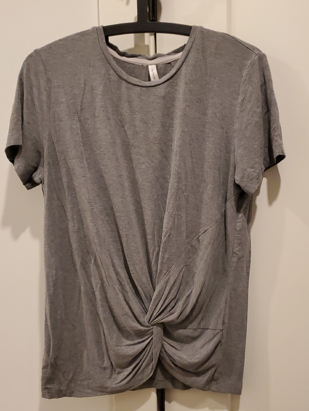 The Group by Babaton-soft gathered Tee sz. Small oversized comfy fit Viscose 95%
